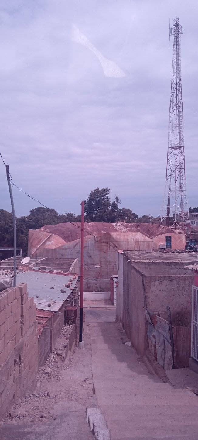 Tanque El Antillano — techo colapsado
